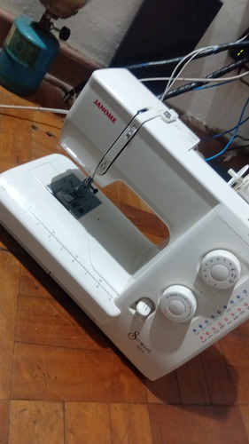 Maquina De Costura Jjanome Usada Branco (Usado)