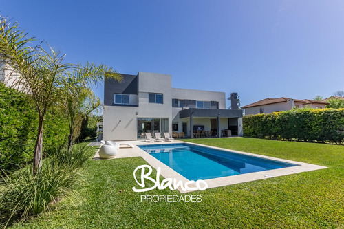 Casa En Alquiler En La Lomada, Pilar - Impecable Estado!