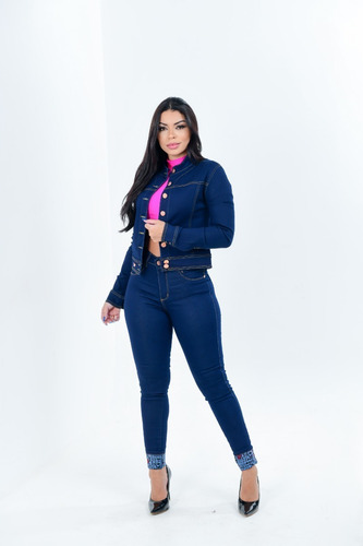 Imagem 4 de 8 de Jaqueta Jeans Feminina Estampada Oncinha Curta Com Lycra