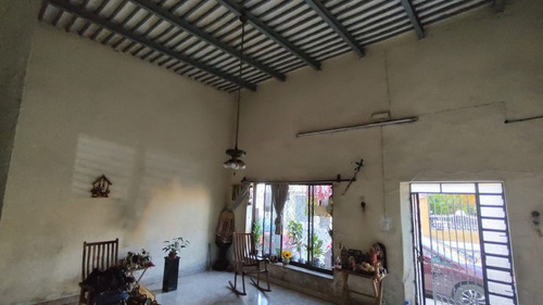 Casa En Venta Merida, Centro A Pocas Cuadras De San Sebastia