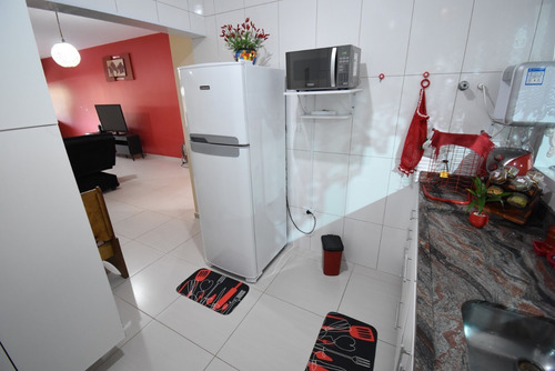 Imagem 11 de 25 de Casa À 100 M Da Praia Com Piscina À Venda Em Peruíbe