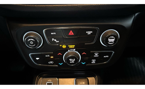 Jeep Compass 2.0 16V FLEX LONGITUDE AUTOMÁTICO