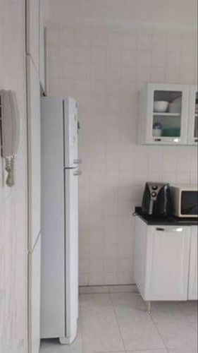 Imagem 12 de 15 de Apart 2 Dorms, De Frente Para A Rua, Vista Livre. Garagem Suficiente Para Carro E Moto. Excelente Localizacao!!! Agende Ja A Sua Visita! - Hm2743