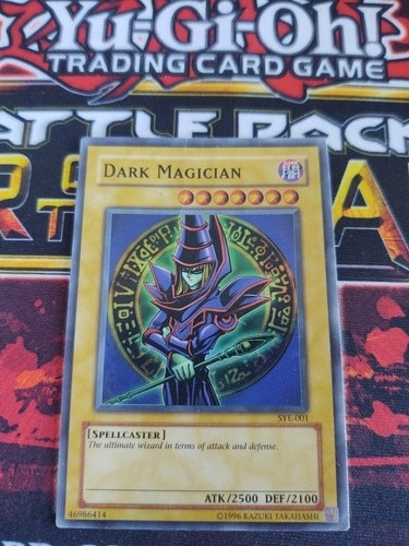 Yu-gi-oh! Dark Magician Sye-001 Condición Mp/hp