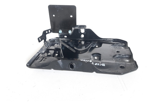 Base De Bateria Nissan Versa 1.6 Std 20-23