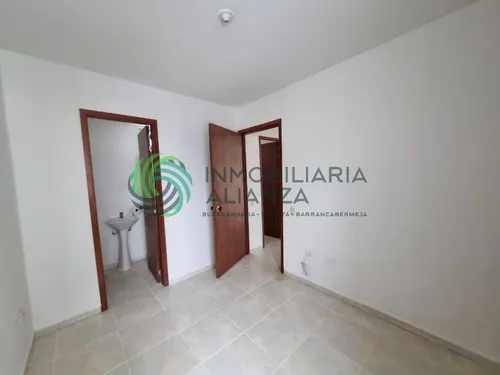 Apartamento En Venta En Comuneros. Cod V61733