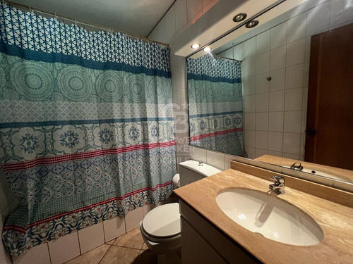 Estupenda Y Acogedora Casa, Excelente Ubicación En La Dehesa