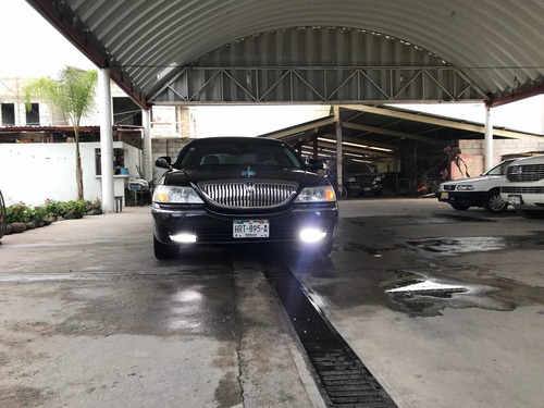 Imagen 10 de 10 de Lincoln Town Car 2003 Cartier Piel At