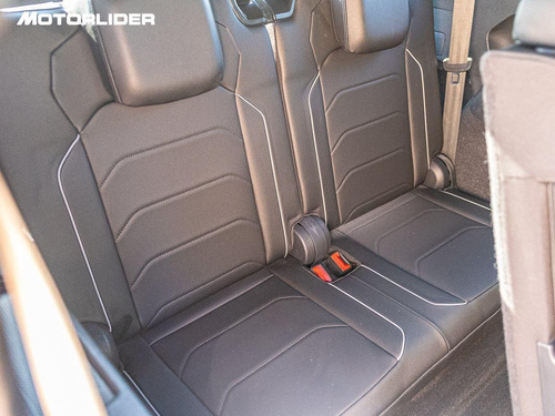 Imagen 12 de 25 de Volkswagen Tiguan 1.4 Highline 7 Plazas | Permuta / Financia