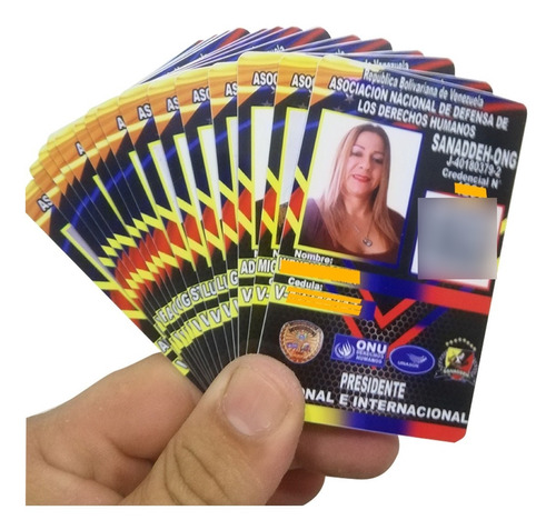 Impresion De Carnet  En Pvc