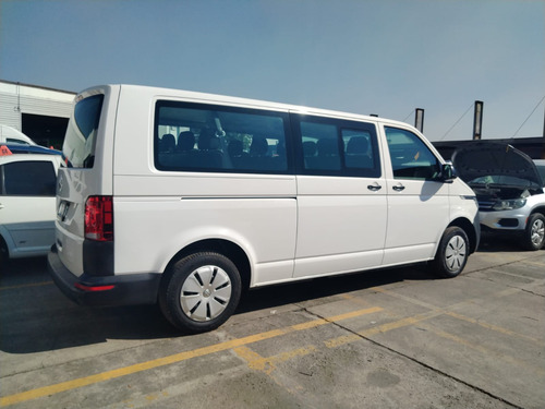 Volkswagen Transporter 2.0 Pasajeros Mt 140 hp