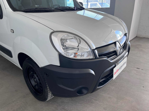 Imagen 9 de 25 de Renault Kangoo 2014 1.6 Furgon Ph3 Confort 1plc