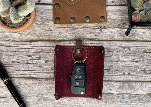 Llavero Thot Ra Porta Llaves Vintage Cuero Genuino P-52 Color Vino