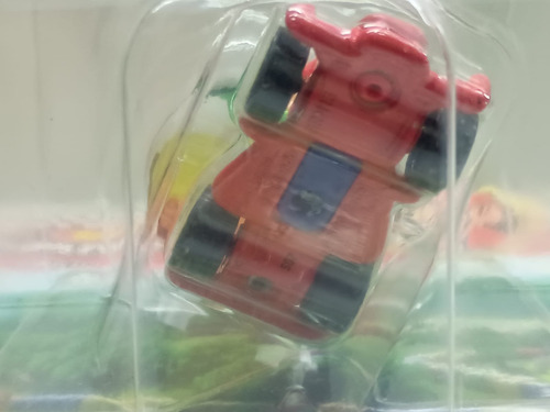 Hot Wheels Mario Kart - Mario - Pipe Frame + Parachute Rojo
