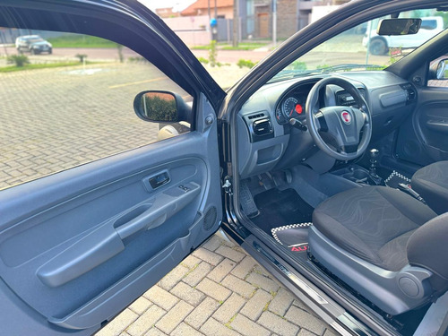 Fiat Strada 1.4 Hard Working Cab. Dupla Flex 3p