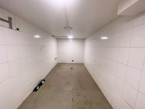 Arriendo Local Comercial De 122,10 M2, Vicuña Mackenna, Ñuñ