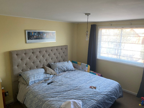 Casa En Excelente Barrio Residencial