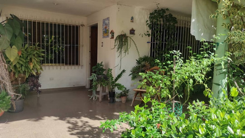 Imagen 4 de 23 de Casa En Venta Urb. Villa Heroica
