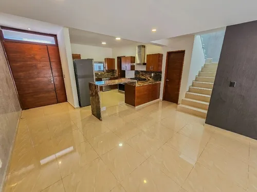 Casa · 3 Recámaras · Residencial Palmaris · Av. Huayacan · Amenidades