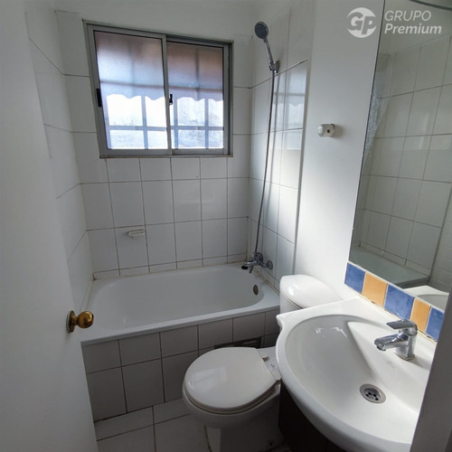 Casa En Venta De 3d 2b Y 1e En Puente Alto