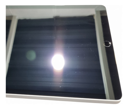 Tablet Apple Ipad (9th Generación) - Plata Mod.a2602 64 Gb Plateado (Usado)