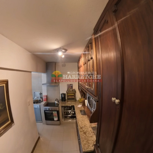 Apartamento En Venta 4 Dormitorios 3 Baños, Punta Carreta