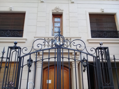 Presupuesto Porton De Hierro Antiguo Para Casa . Negro