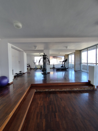 Imagen 4 de 18 de Amplio Apartamento Con Balcón En Alquiler En Las Mercedes 230mts