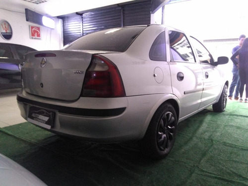 Imagem 4 de 11 de Chevrolet Corsa Sedan, Ano 2004 Zerooo