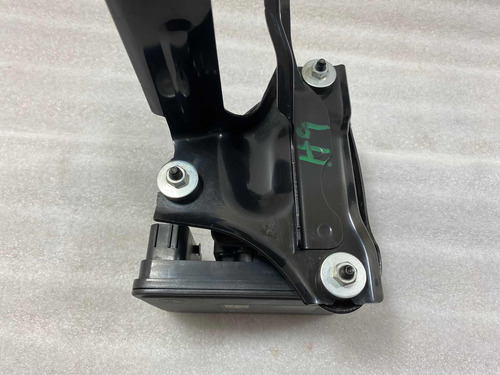 Módulo Control Abs Mazda 3 Y Mazda Cx 30 2.4l 4cil 2019-2023 (Usado)