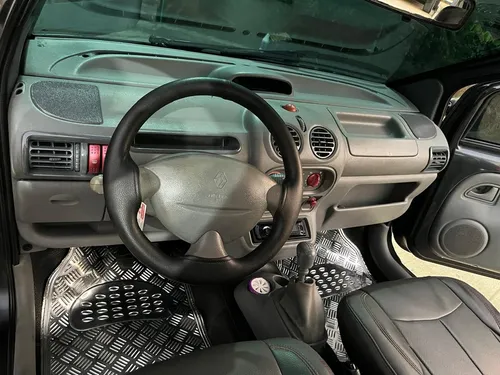 Renault Twingo Authentique + Mt Fe 2010