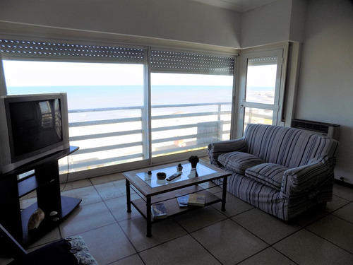 Imagen 2 de 21 de Excelente Departamento Frente Al Mar 3 Amb. Y Dependencia