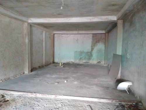 Imagen 5 de 7 de Rivero Bienes Raíces Vende Local Obra Gris En Palo Negro / 04124959888