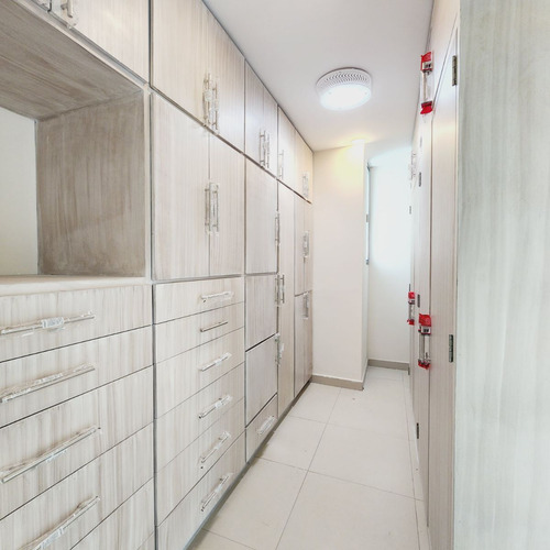 Casa En Venta Con Opcion Recámara Planta Baja, Alberca, Jacuzzi Fracc Las Palmas