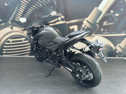 Imagem 5 de 8 de Gsx-s 750 A - Preta - 2022 (zero Km)