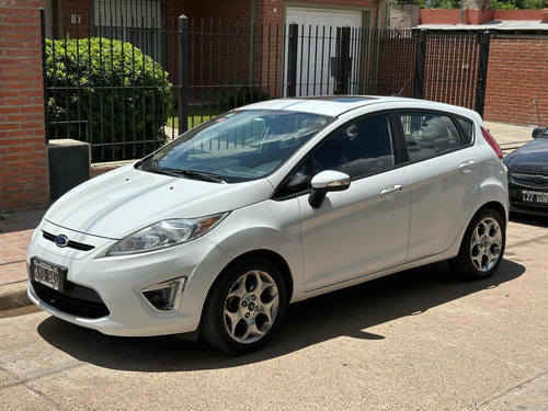 Ford Fiesta Kinetic 1.6 Design 120cv Titanium