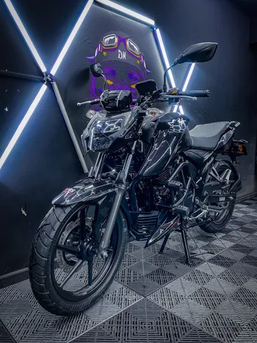 Apache 1604v 2024 Negra