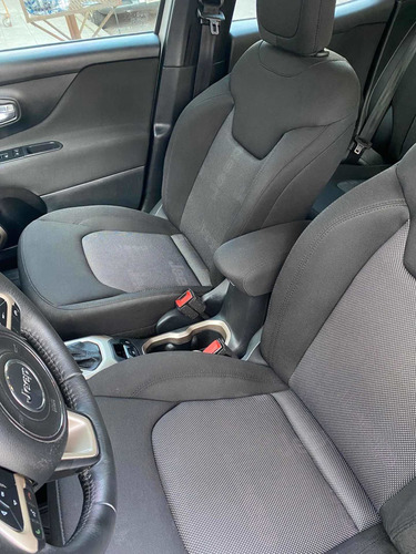 Imagen 9 de 12 de Jeep Renegade 2018 1.8 Sport At Plus