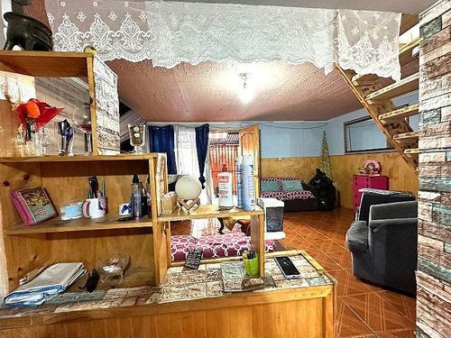 Acogedora Casa De 2d+1b+est De Gran Ubicación En Puente Alto