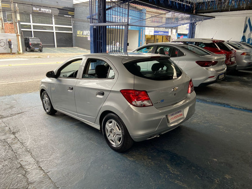 Chevrolet Onix 1.0 Joy 5p