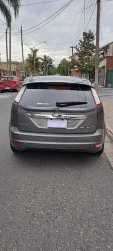 Ford Focus 2 2.0 Ghia Mt