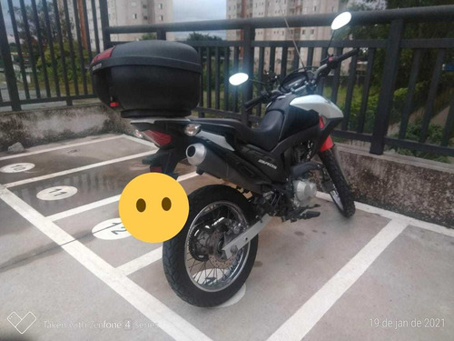 Imagem 3 de 4 de Honda Bross