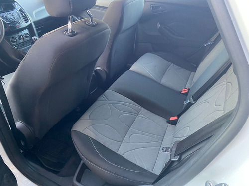Imagen 8 de 14 de Ford Focus Iii 2015 2.0 Se 5 Puertas Orq Peu