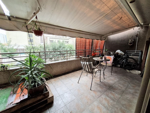 Departamento En Arriendo De 1 Dorm. Santiago - Gran Terraza