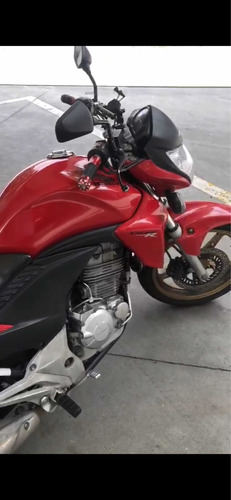 Imagem 4 de 6 de Honda Cb300