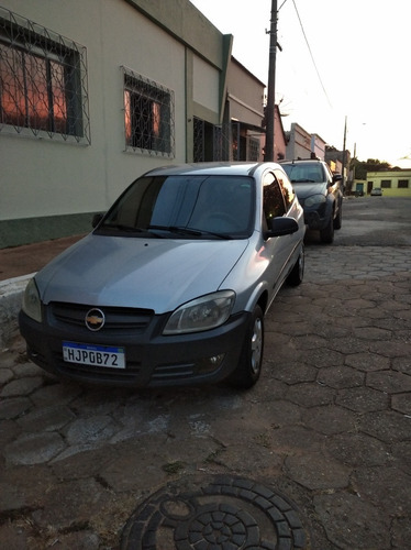 Imagem 6 de 7 de Chevrolet Celta Life