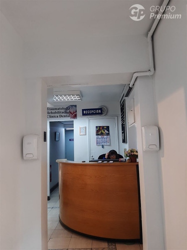 Centro Médico Odontológico Con 7 Privados En Venta Santiago