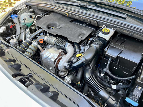 Imagen 14 de 25 de Peugeot 308 2019 1.6 Feline Hdi 115cv Tope De Gama = A Nuevo