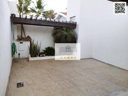 Imagem 12 de 12 de Casa Ampla Em Ótima Localização! - Ca1693