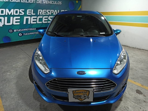Imagen 2 de 12 de Ford Fiesta Titanium